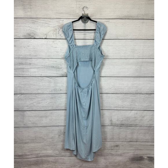 Torrid Plus Size Light Blue Chambray Ruched Front Cut Out Midi Dress Size 3X - Picture 8 of 8